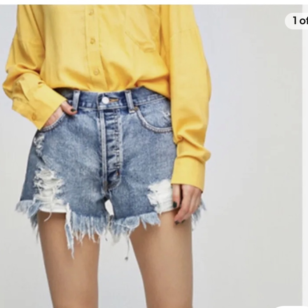 Moussy distressed thrashed button fly mid rise denim cutoff shorts size 28